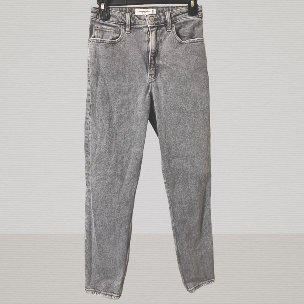 Abercrombie & Fitch ankle jeans